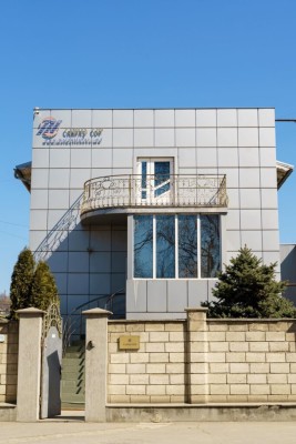 Conducător stivuitor  (încărcător), hamal