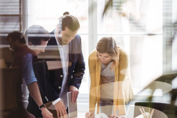 Manager in limba romana 