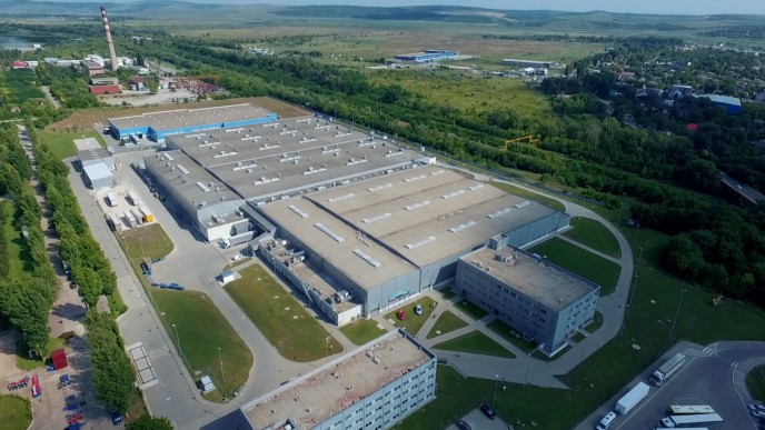 Montator/montatoare în industria construcțiilor de automobile