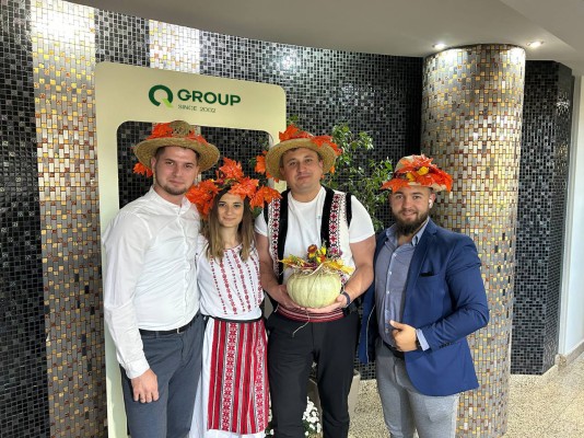 Persoana la curatenie/уборщик/ца