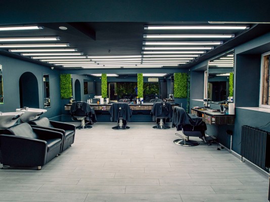 Administrator salon Barber Shop