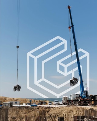 Рабочие в строительстве