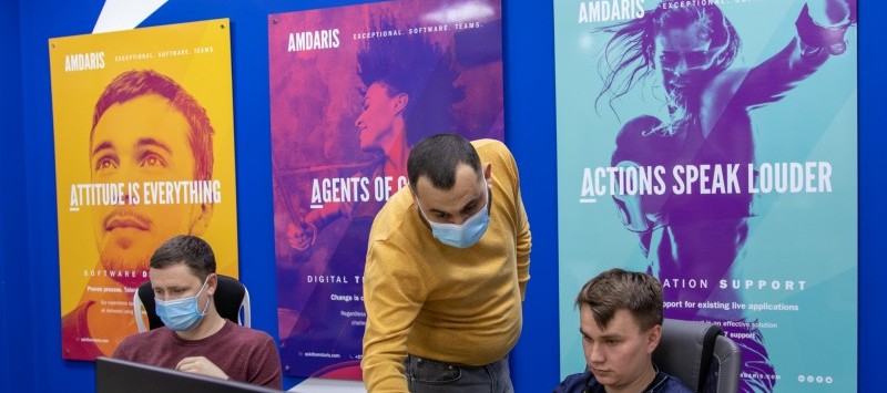 Amdaris – între IT, provocări, succes, apusuri și grijă online și offline