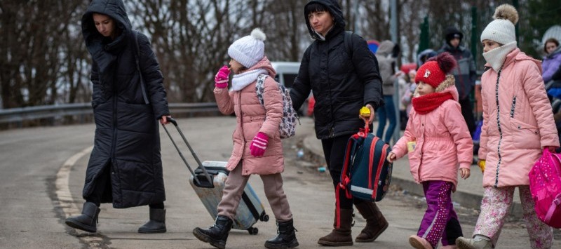 Mai mulți cetățeni din Ucraina și-au găsit un loc de muncă în Moldova. Vezi în ce regiuni și ce industrii s-au angajat.