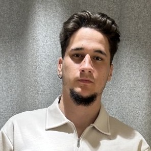 Muncitor auxiliar, operator call-center, vanzator 