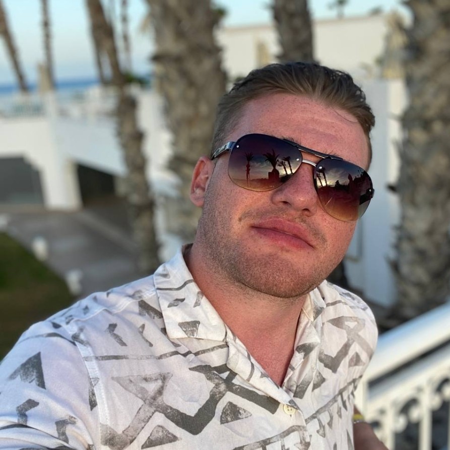 Sunt gata să accept orice funcție