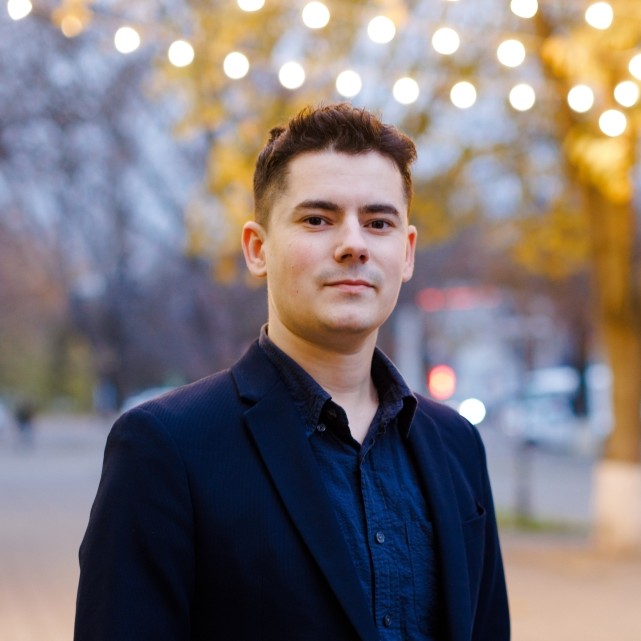 Менеджер проекта, координатор, ассистент