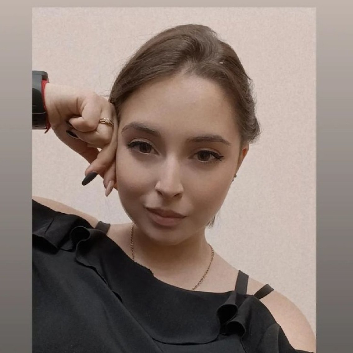 Администратор, комплектовщик товара, товаровед, продавец - консультант