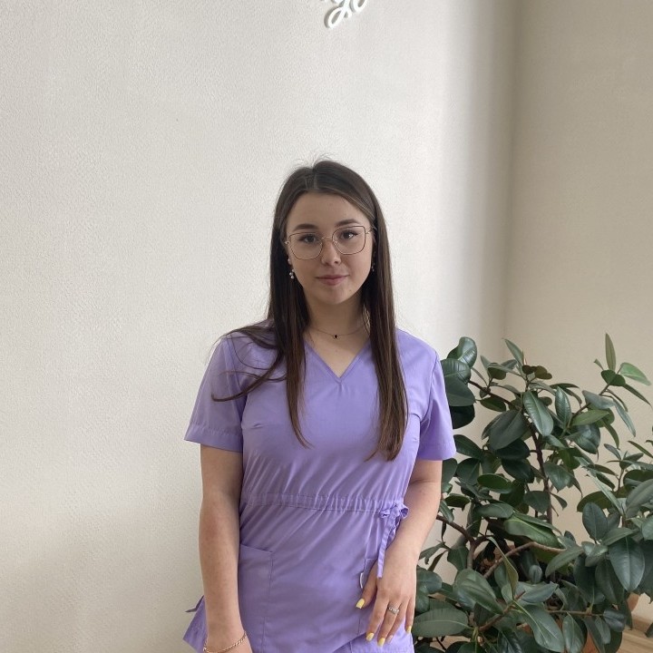 Asistent medical, operator call-centru, recepționistă