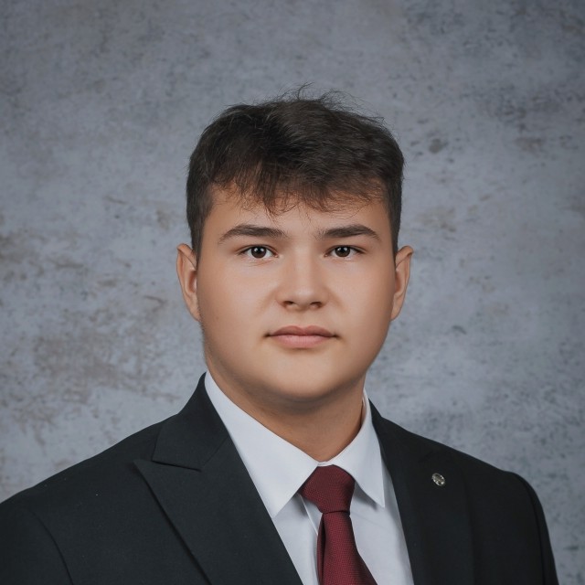 Sunt gata să accept orice funcție