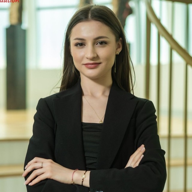Sunt gata să accept orice funcție