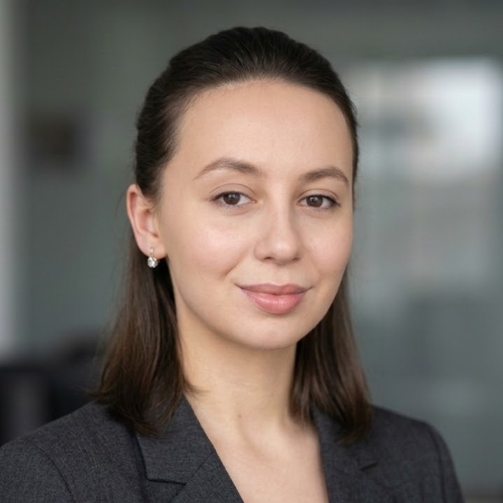 Sunt gata să accept orice funcție