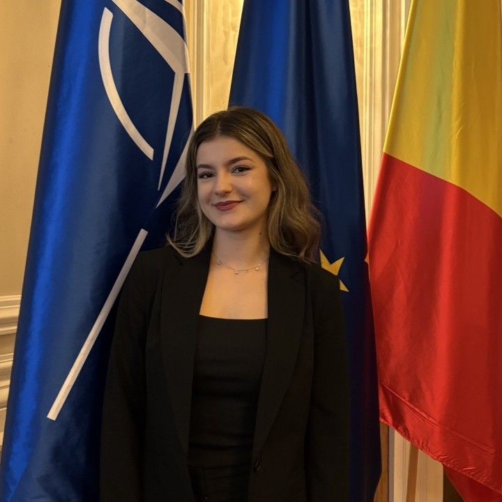 Sunt gata să accept orice funcție