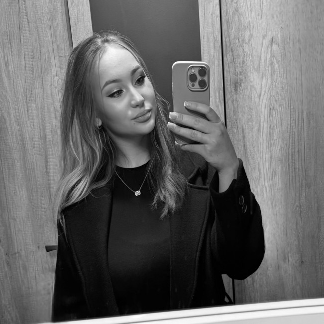 Sunt gata să accept orice funcție