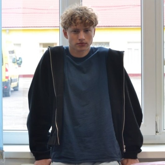 Sunt gata să accept orice funcție