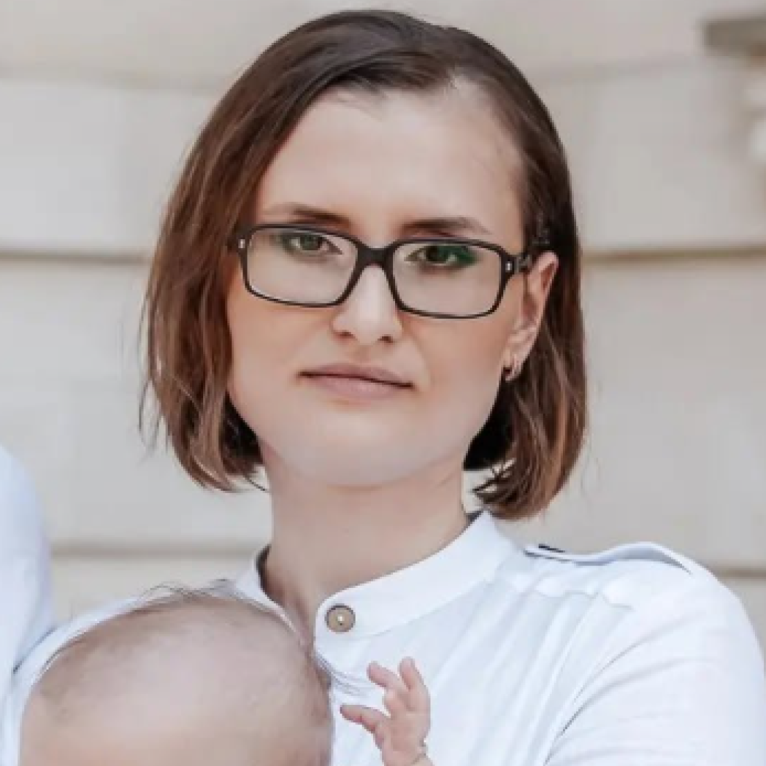 Sunt gata să accept orice funcție