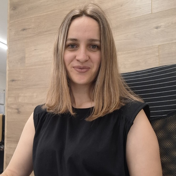 Operator superior introducere și validare date