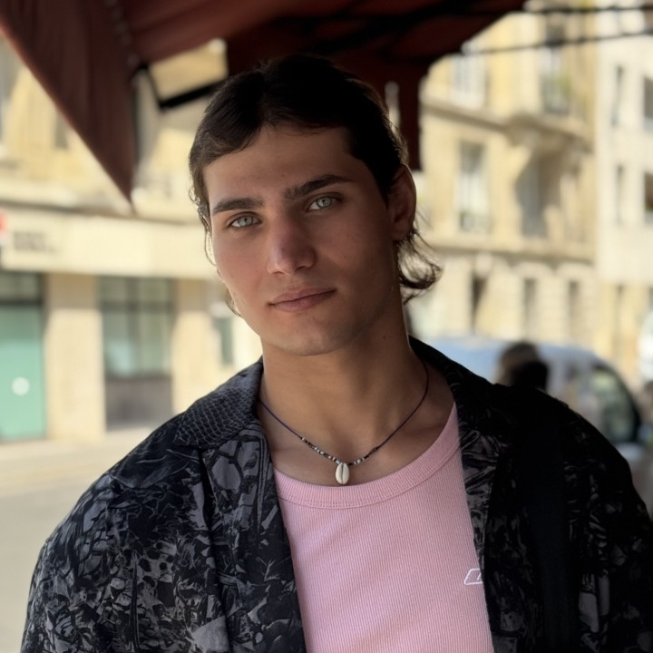 Sunt gata să accept orice funcție