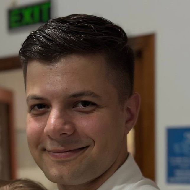 Sunt gata să accept orice funcție