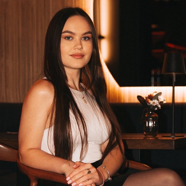 менеджер, администратор, консультант 