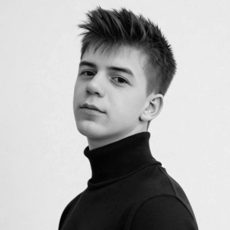 Vanzator, barman, operator call-center