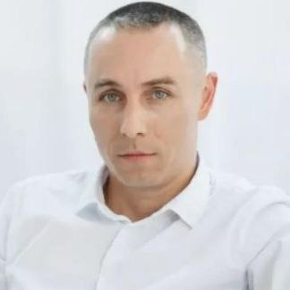 Менеджер по продажам