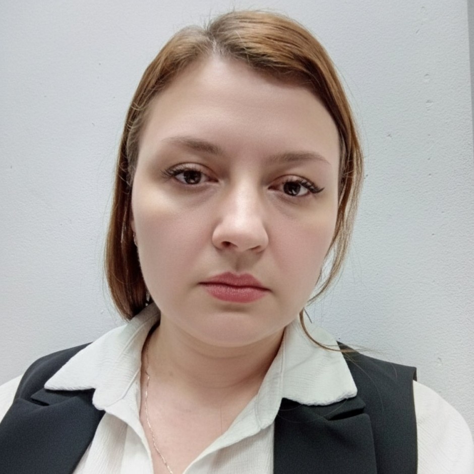 Кассир, продавец - консультант