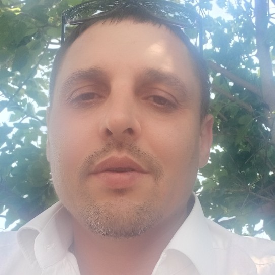 Vânzător