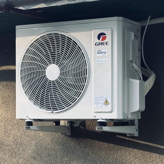 Instalator Aparate de aer conditionat 