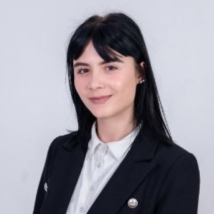 Sunt gata să accept orice funcție