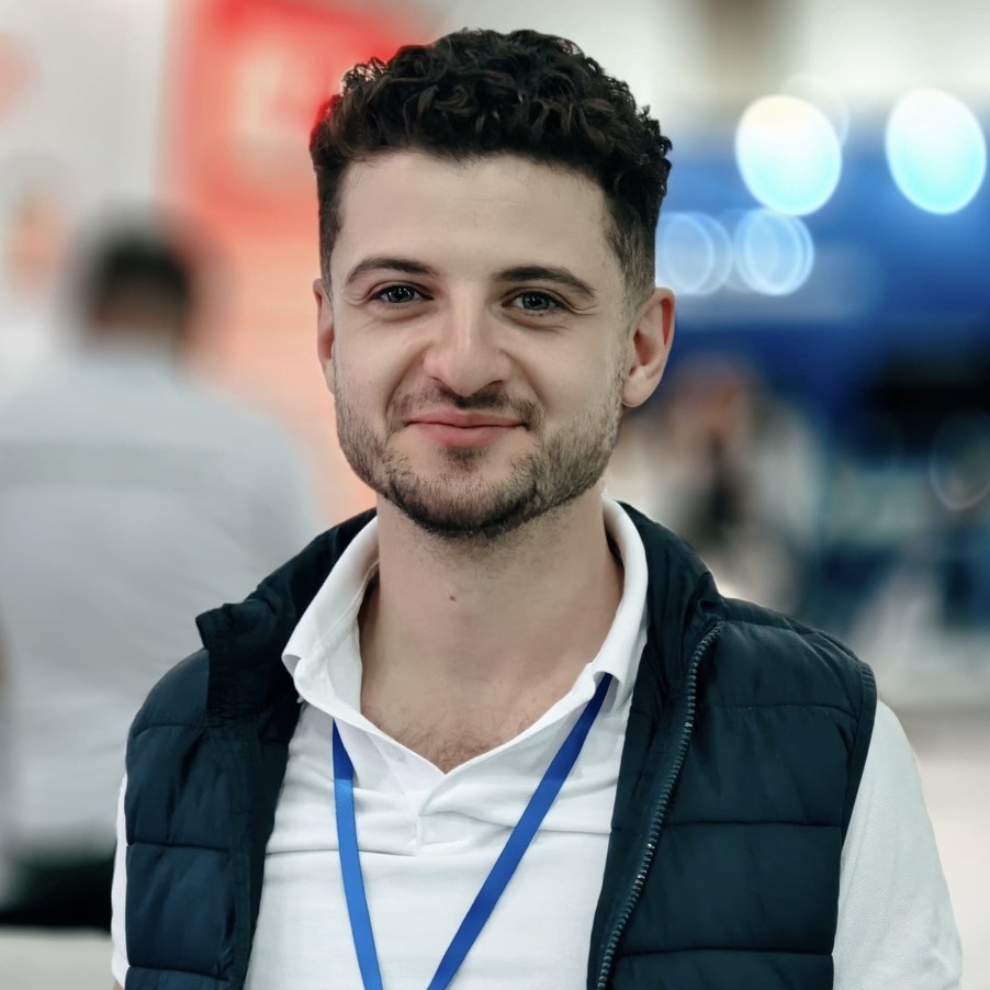 Manager / Director / Troubleshooter