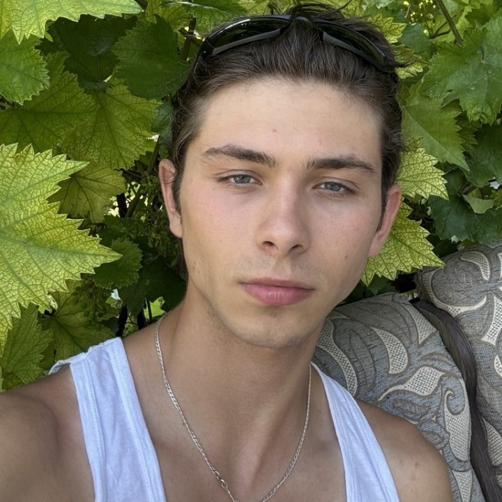 Sunt gata să accept orice funcție