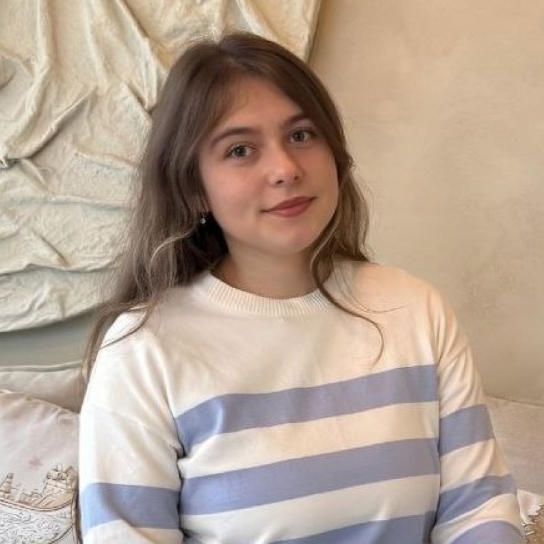 Vânzător-consultant