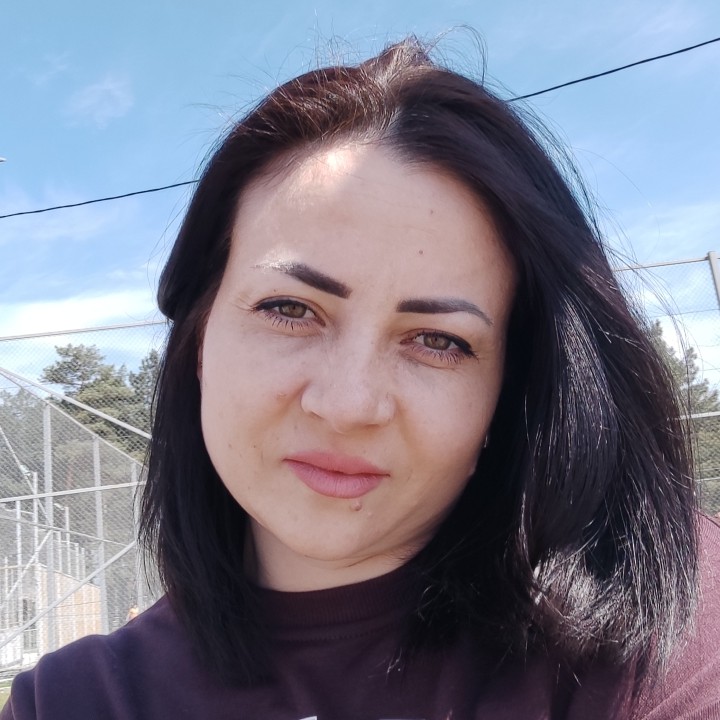 Personal la curatenie, vanzator, casier 