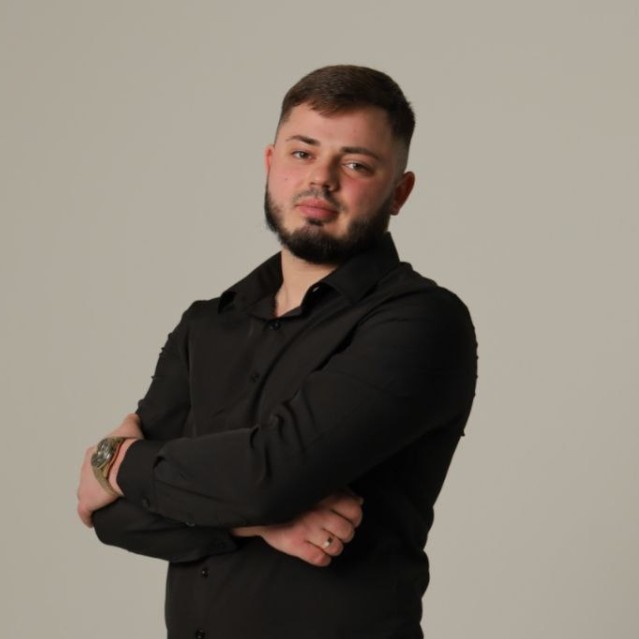 Sunt gata să accept orice funcție