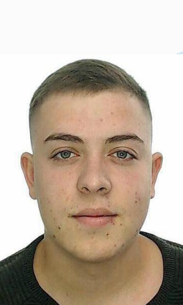 Sofer, curier, vanzator 