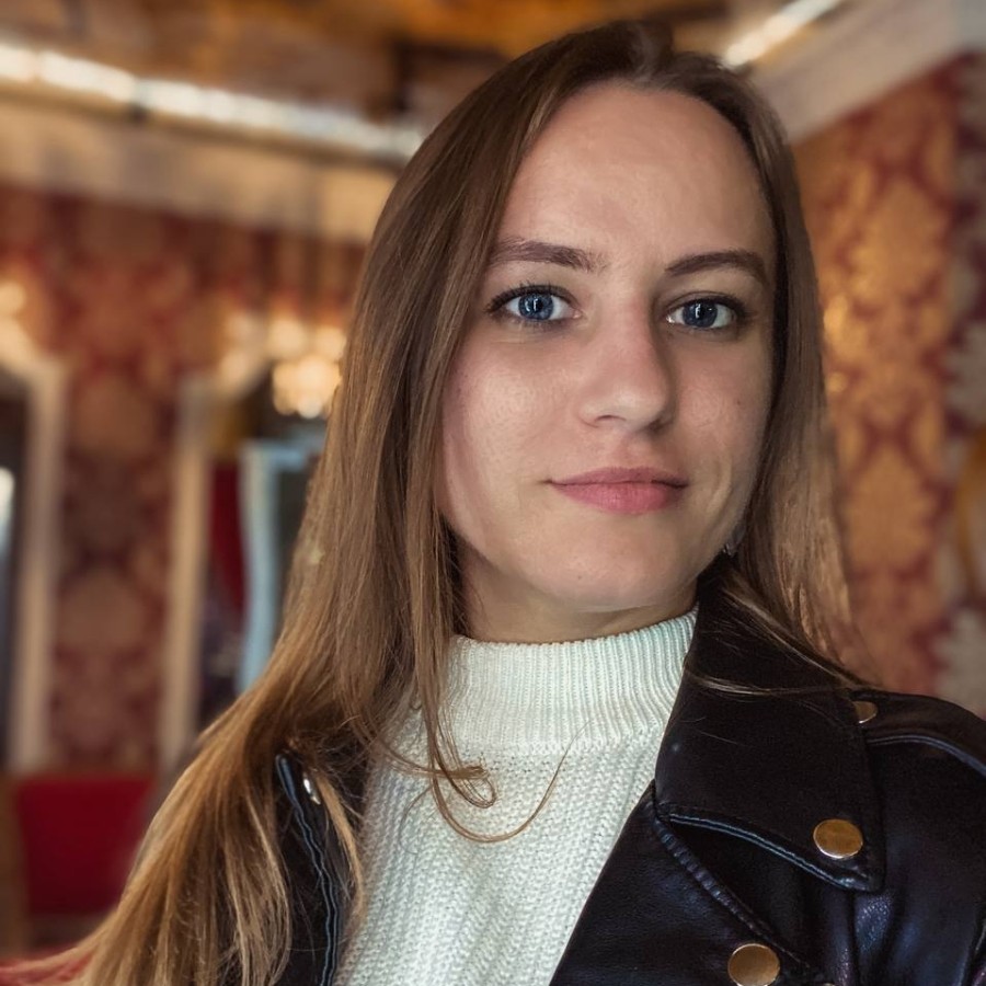 Customer Support & Operations Specialist