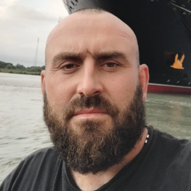 Курьер, Водитель категории B