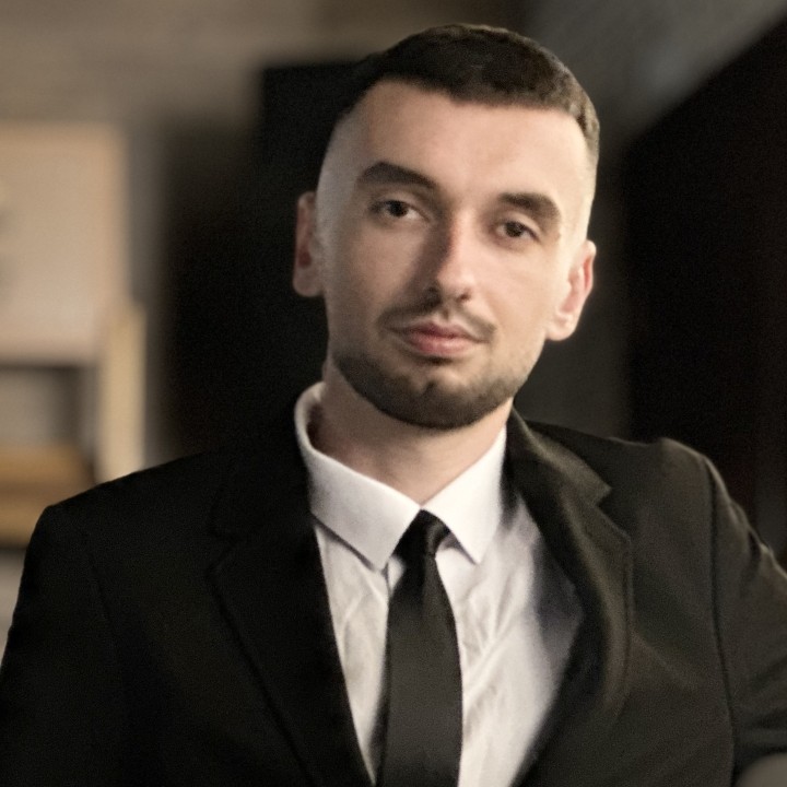 Sunt gata să accept orice funcție
