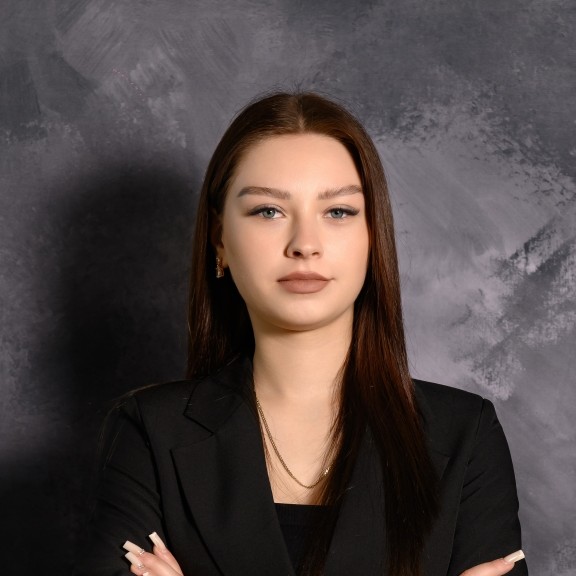 Sunt gata să accept orice funcție