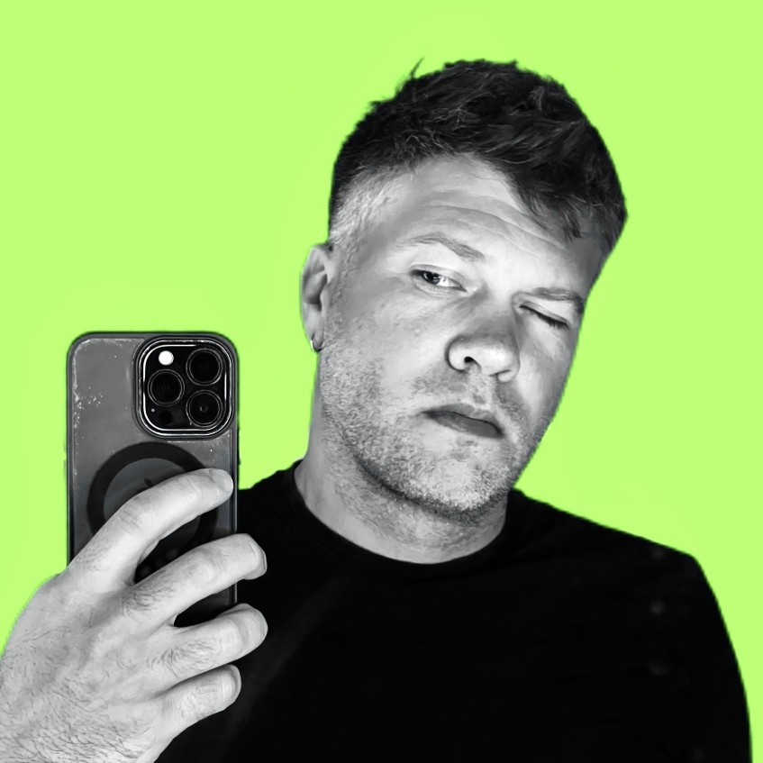 Фотограф, Видеограф, Режиссер, Специалист СММ, Маркетолог