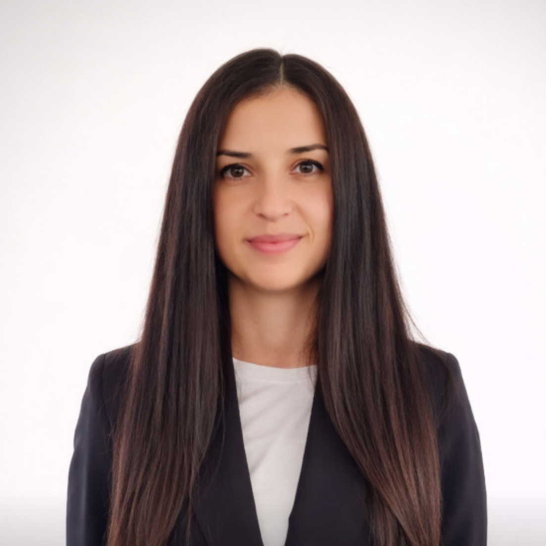 Sunt gata să accept orice funcție