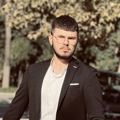 Sunt gata să accept orice funcție