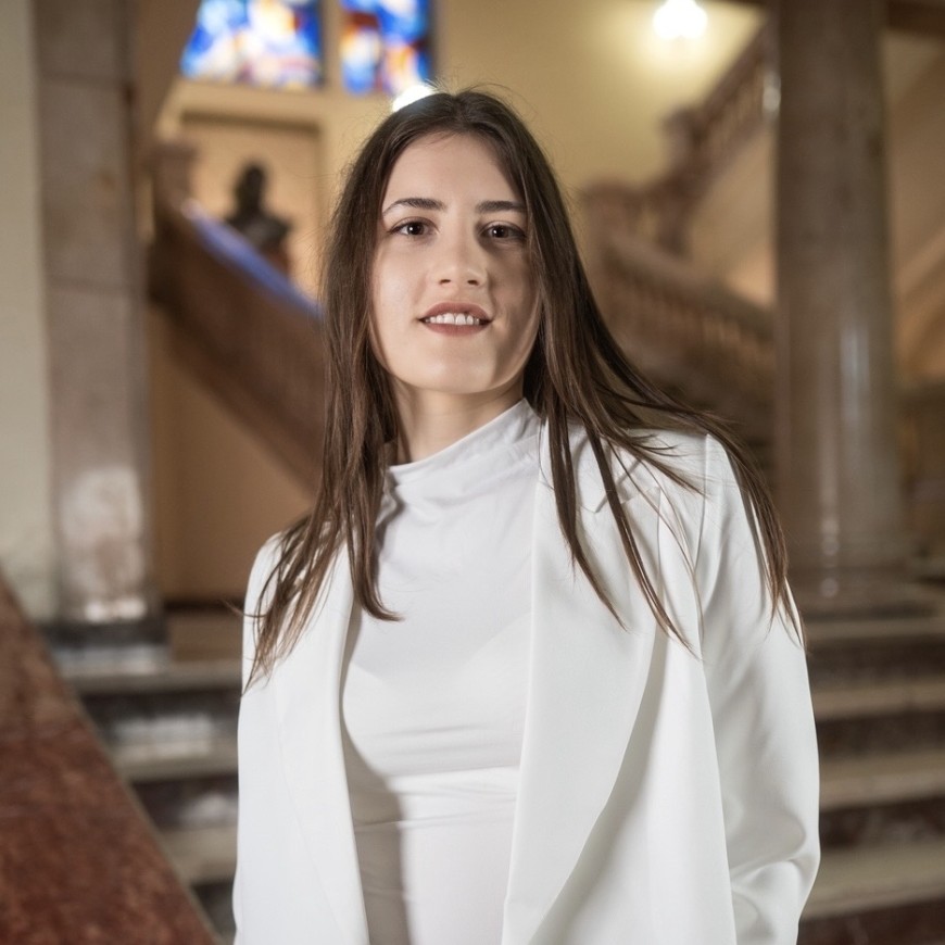 Sunt gata să accept orice funcție