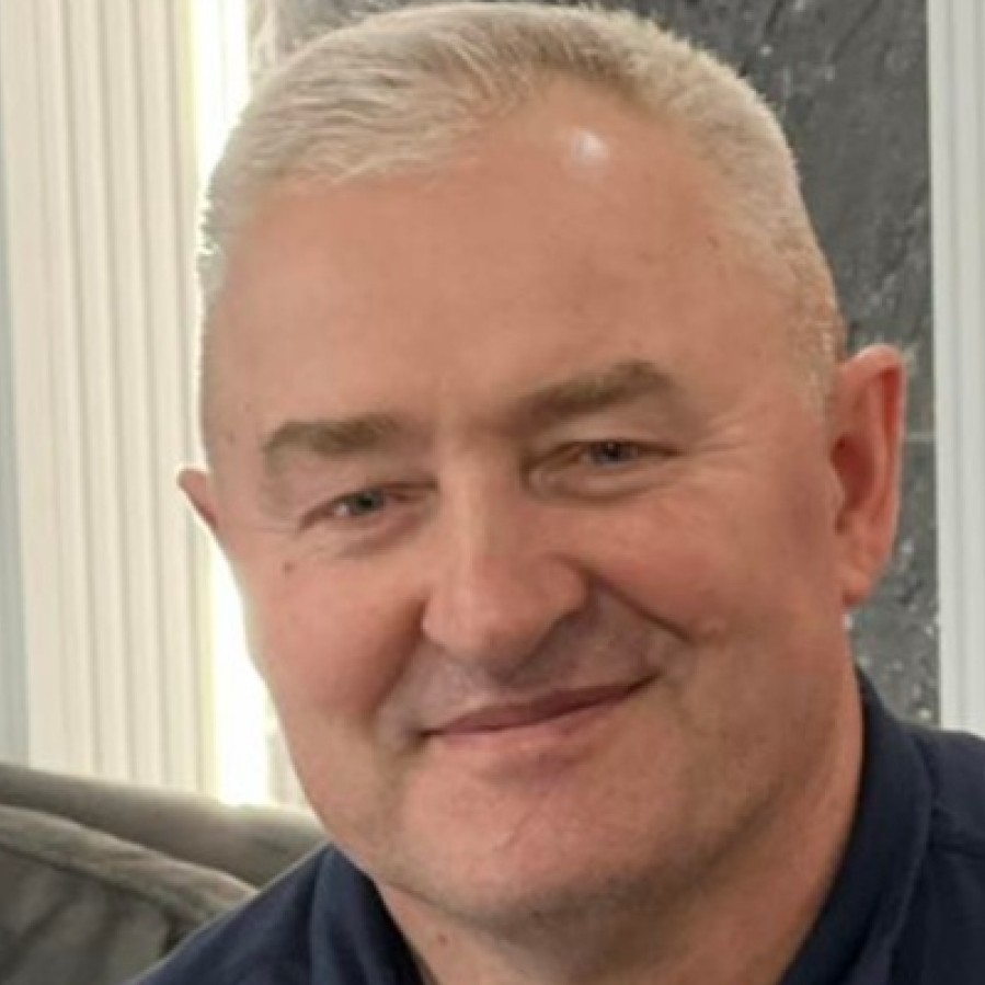 Controlor calitate, depozitar, operator call-center, vanzator 