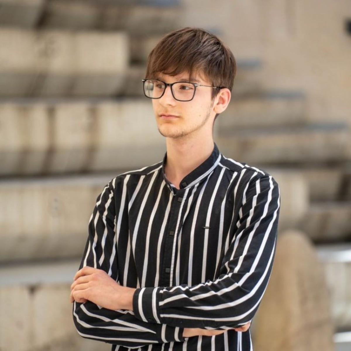 Producator de muzica, Inginer de sunet, Aranjor partituri muzicale, Pianist, Compozitor/Музыкальный продюсер, звукорежиссер, аранжировщик, пианист, композитор