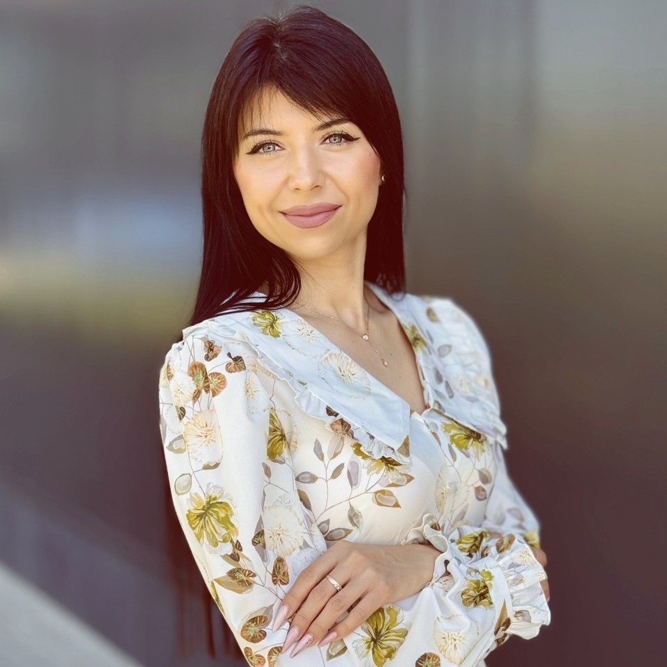 Manager pe vanzari, receptionist, office manager