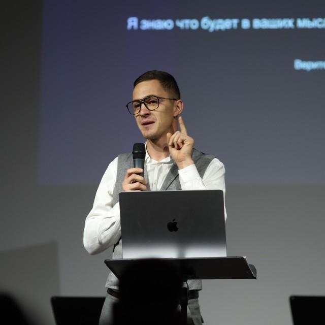 Sunt gata să accept orice funcție