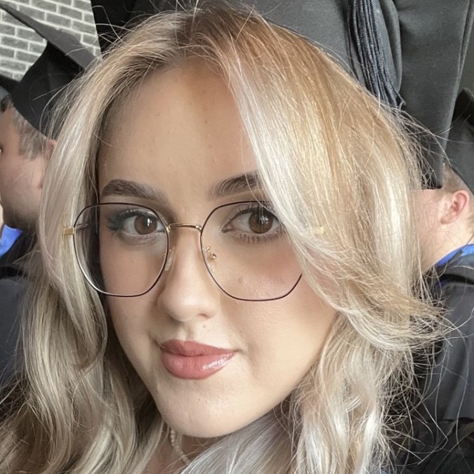 Sunt gata să accept orice funcție