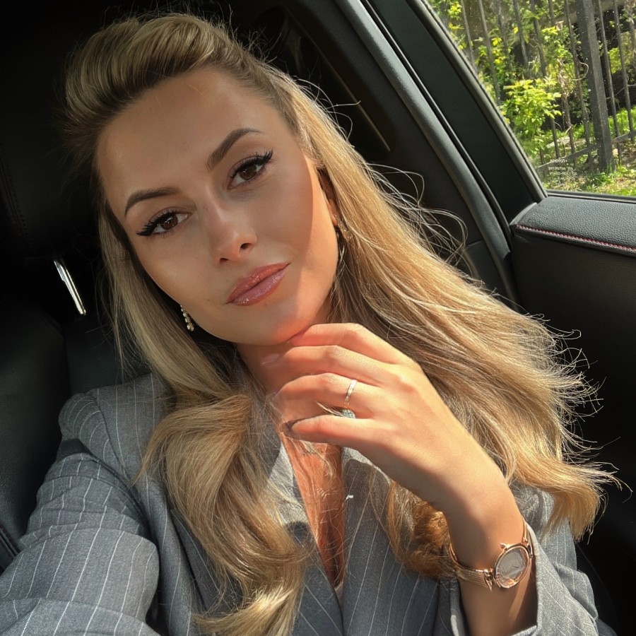 Sunt gata să accept orice funcție